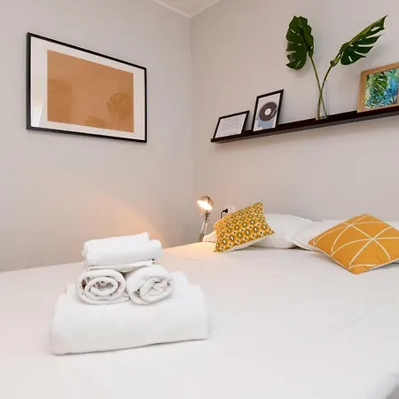 Desenzanoloft Le Chateau De Margot Апартаменты